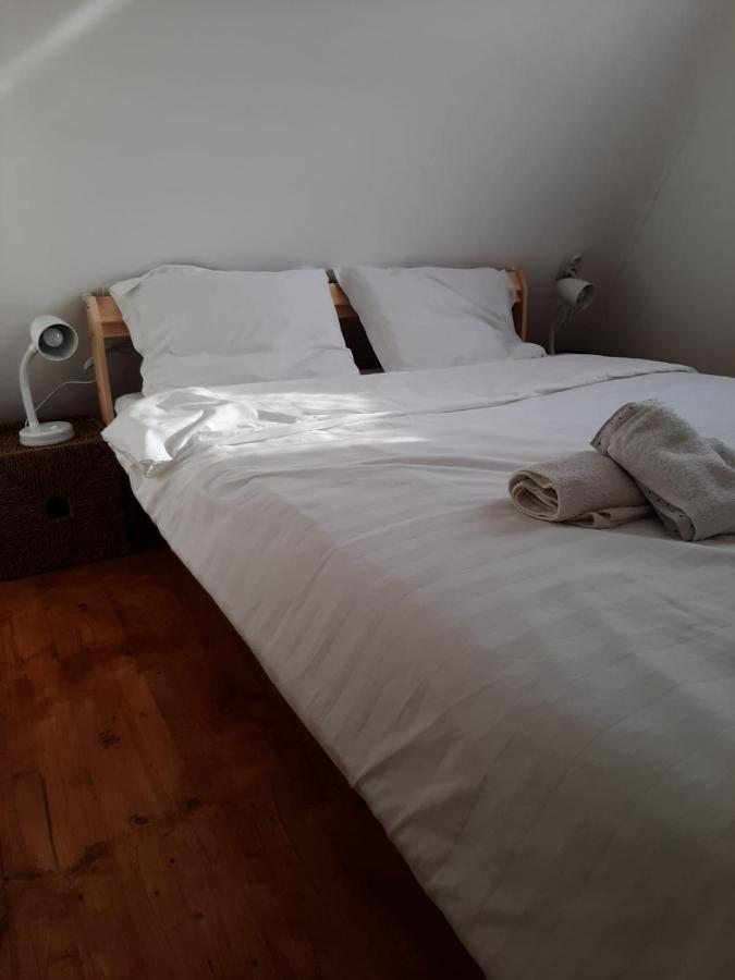 Cabana Din Livada Pucioasa Exteriör bild