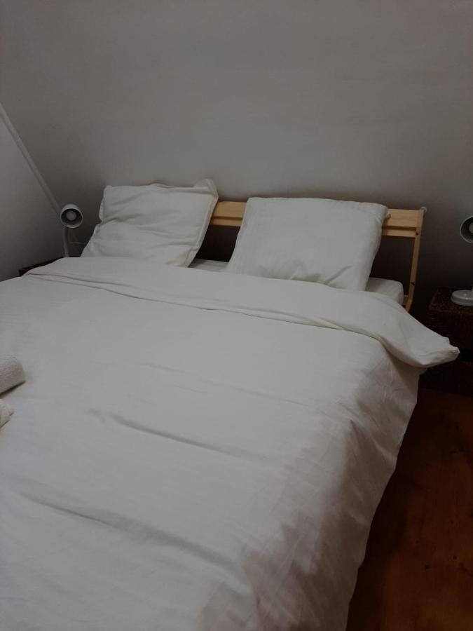 Cabana Din Livada Pucioasa Exteriör bild