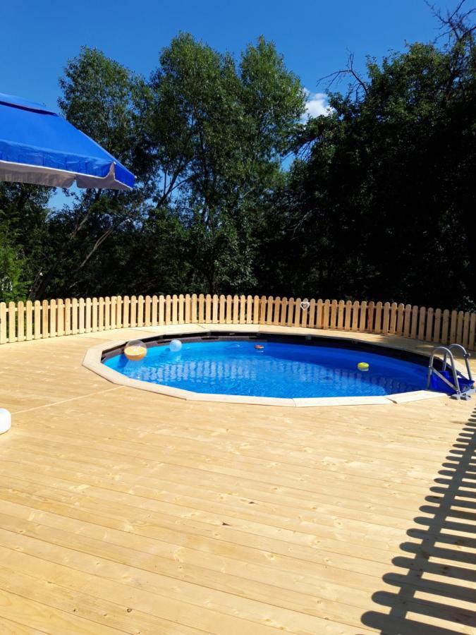 Cabana Din Livada Pucioasa Exteriör bild